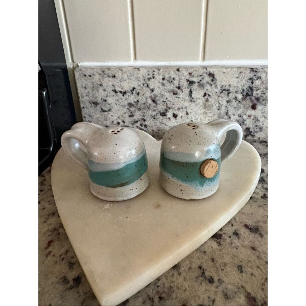 Blue Salt Pepper Shakers Brian Bachman Studio Pottery - Picture 8 of 8